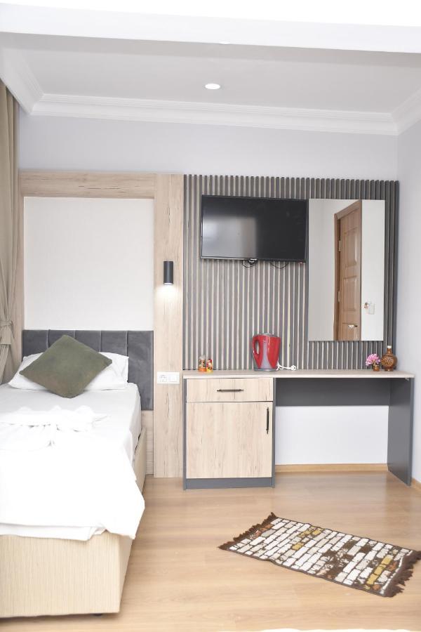 Hotel Arinna Istanbul Exteriör bild
