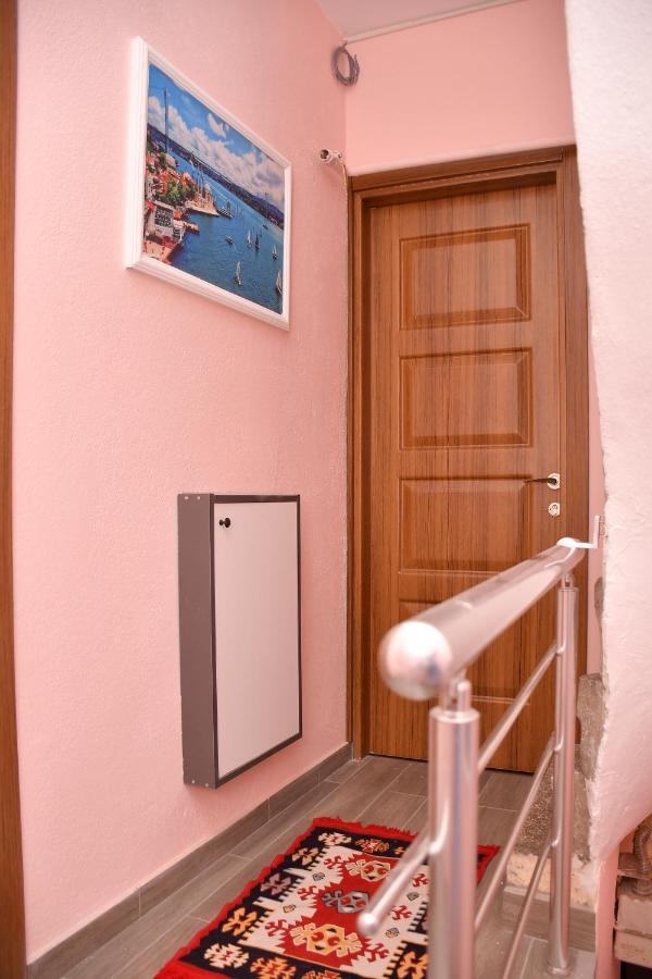 Hotel Arinna Istanbul Exteriör bild